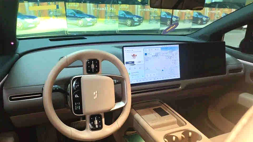 Li Auto i6 photo 4