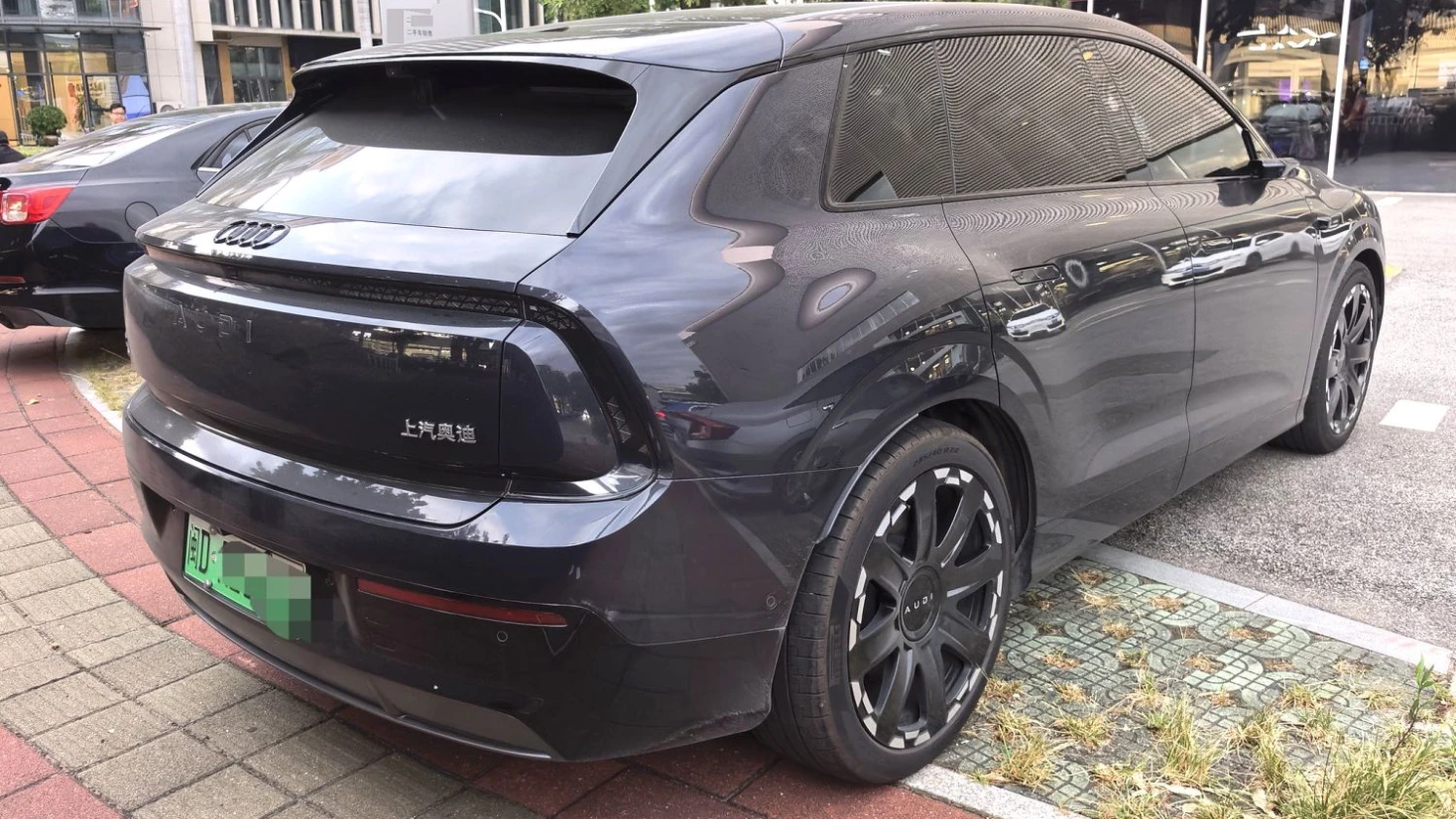 Audi E7X photo 8