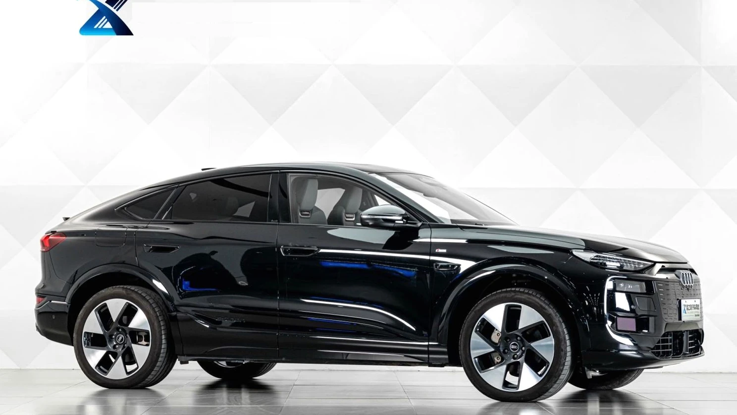 Audi Q6L Sportback e-tron photo 3
