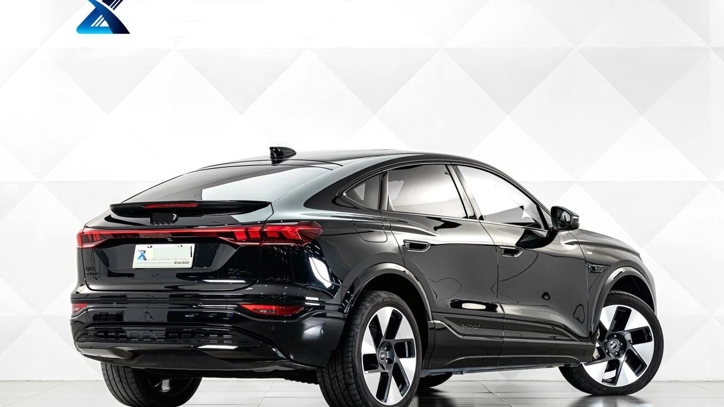 Audi Q6L Sportback e-tron photo 4