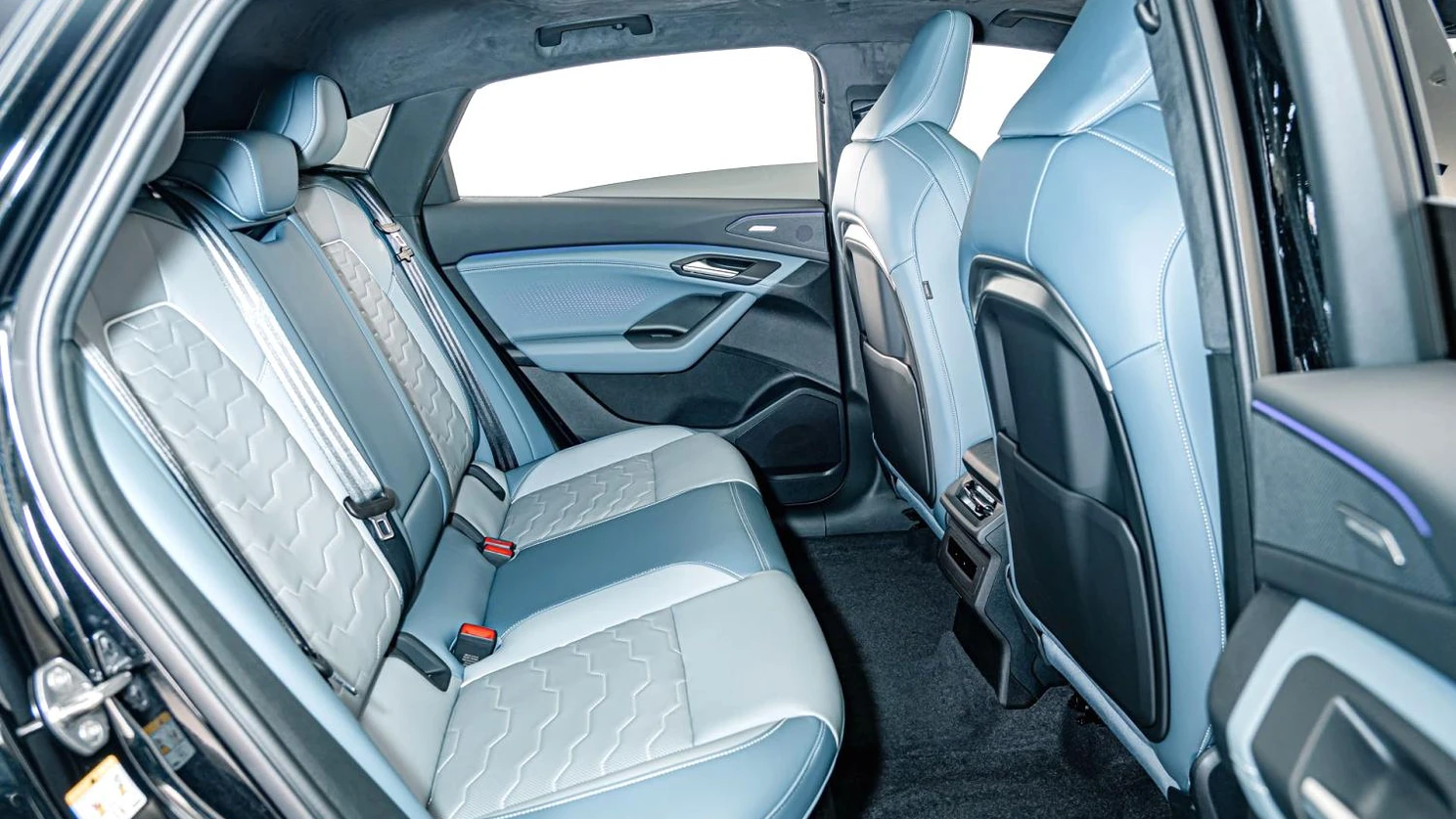 Audi Q6L Sportback e-tron photo 9