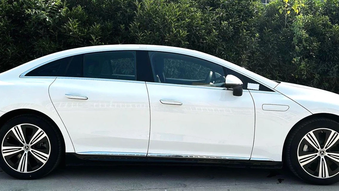 Mercedes-Benz EQE photo 2