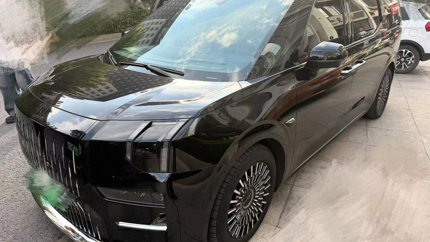 2024 ZEEKR 009 Six-seat Executive AWD (108 kWh)