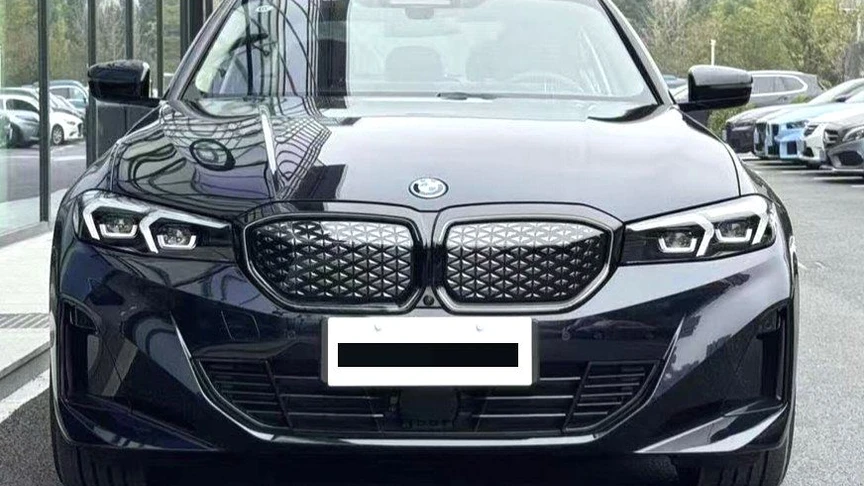 BMW i3 photo 2