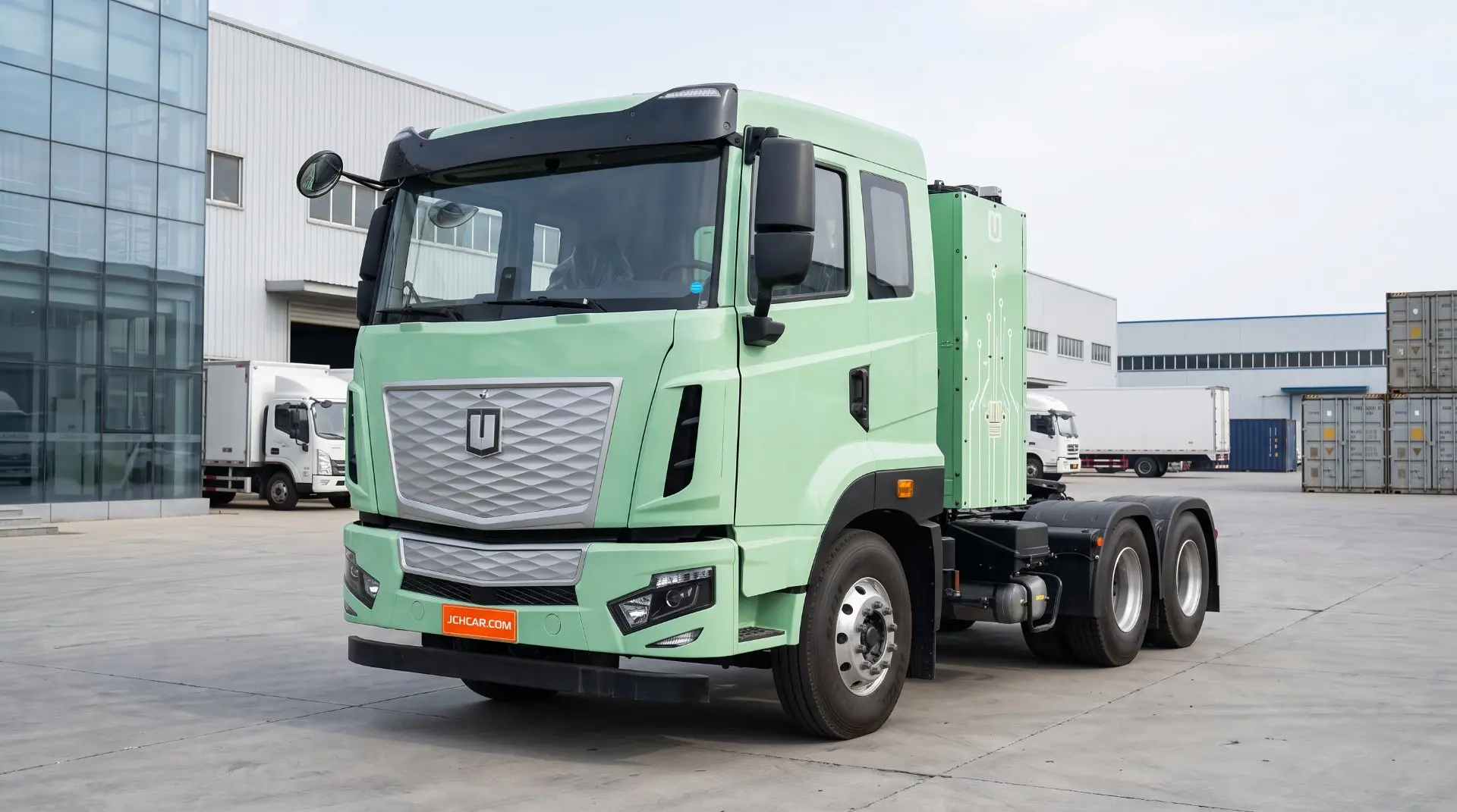 Geely Geely Farizon X7E 2027 6X4 EV electric tractor