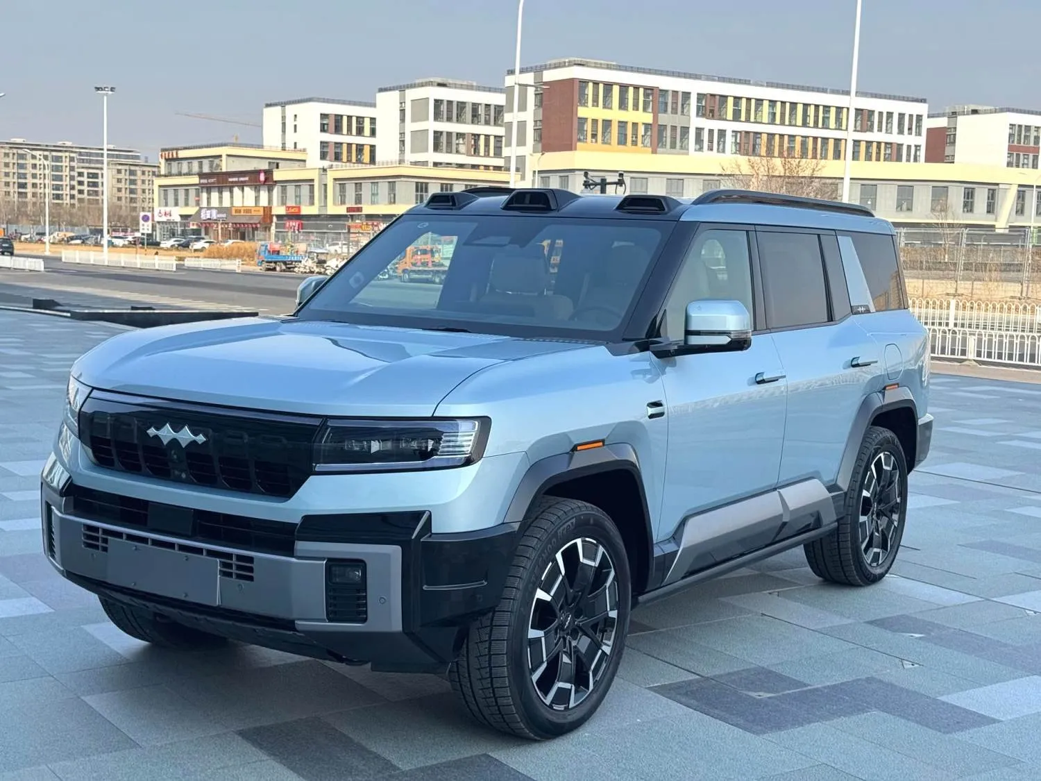 Formula Leopard 2025 Leopard 8 2.0T Stepless Zhiyong Flagship Edition 7 seats